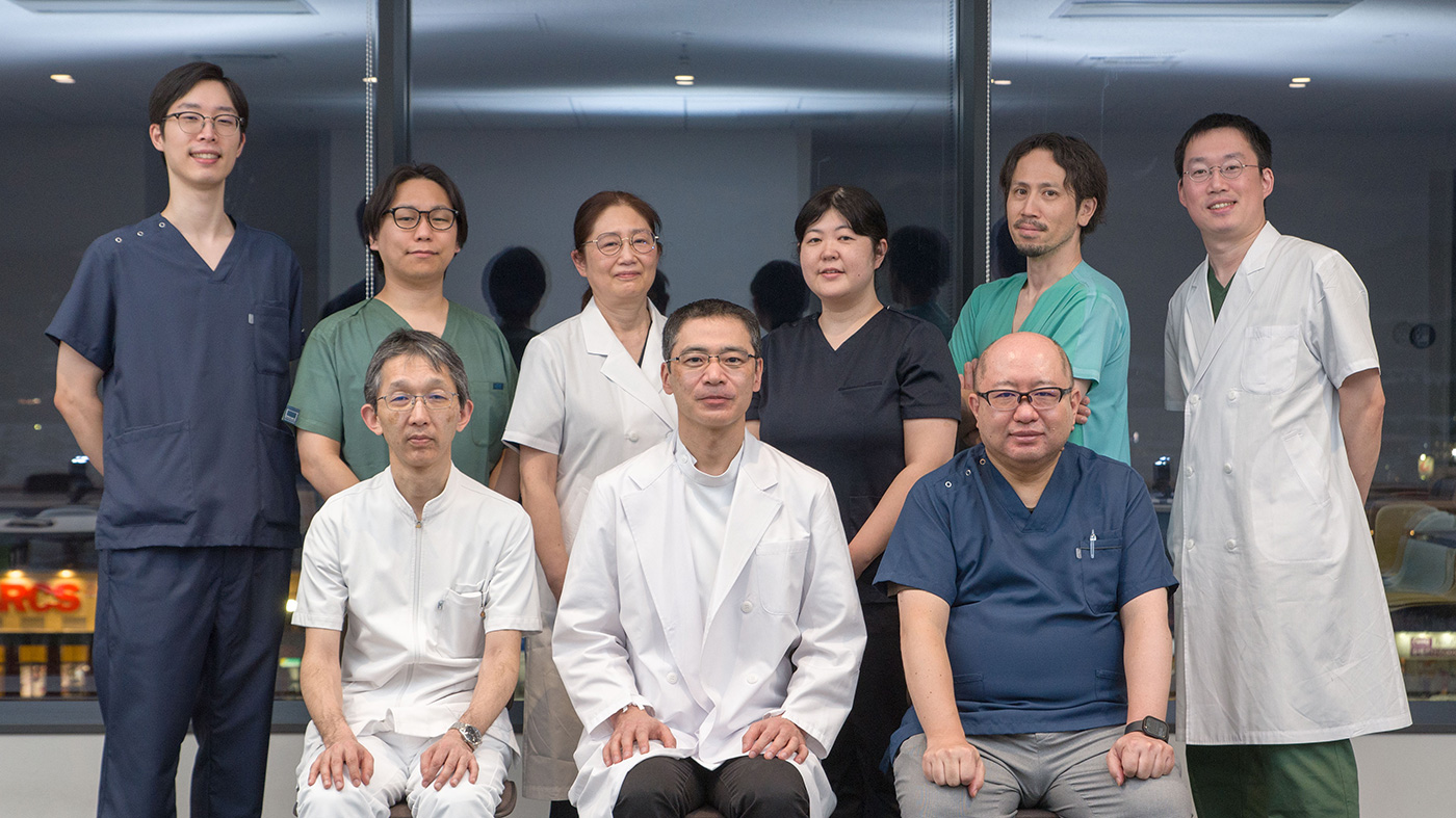 岩手医科大学医学部耳鼻咽喉科頭頸部外科の集合写真です。